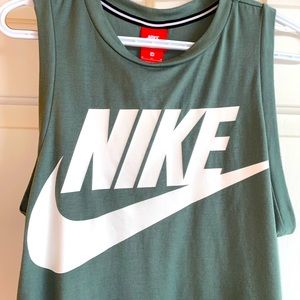 Women’s Nike Tank Top